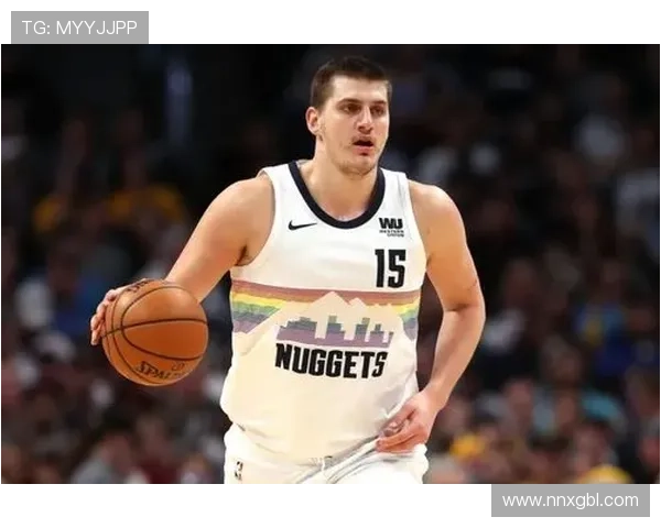 小小孩角约基奇让文班画外星人